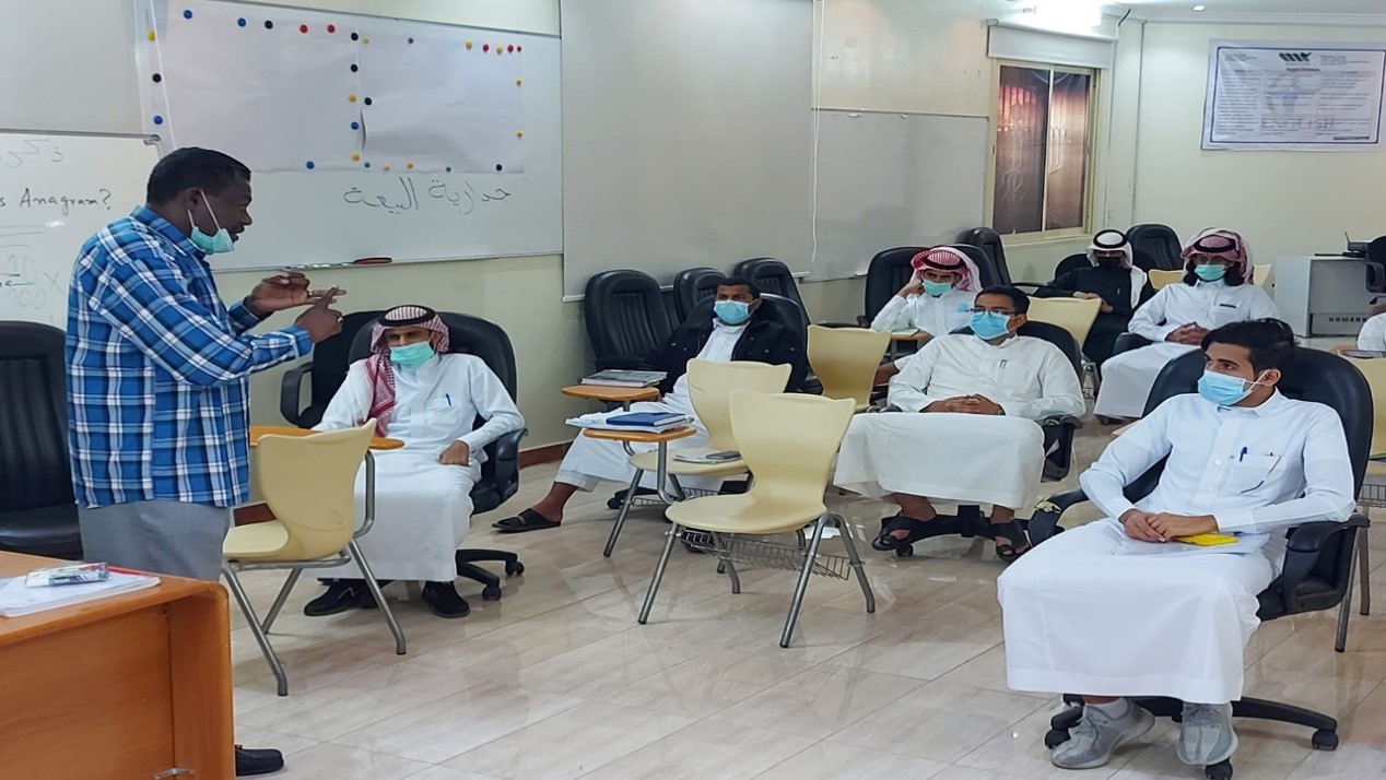 تم عقد دورة تدريبية بعنوان إدارة المشاريع الريادية